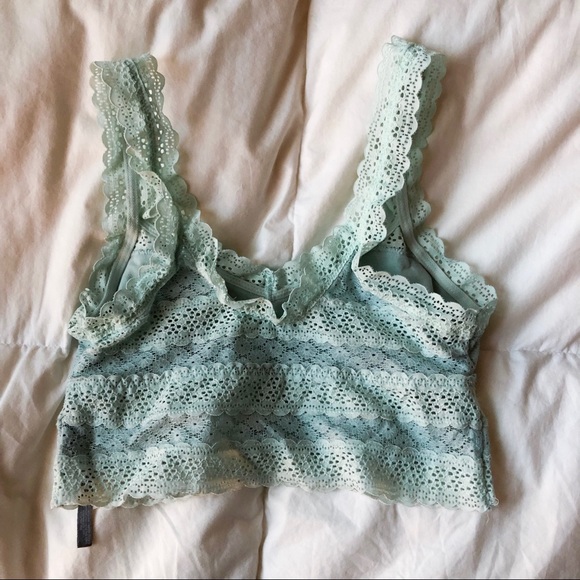 Aerie - Bralette - Great Condition! - Picture 2 of 3